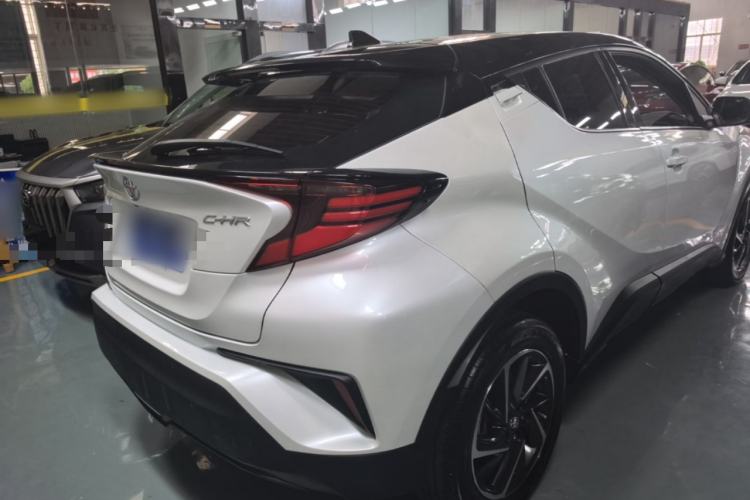 Used Toyota C-HR 2021 2.0L Luxury Edition Rear Right 45 Deg