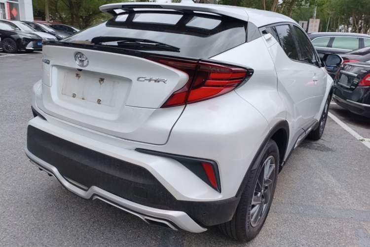 Used Toyota C-HR 2021 2.0L Luxury Edition Rear Right 45 Deg