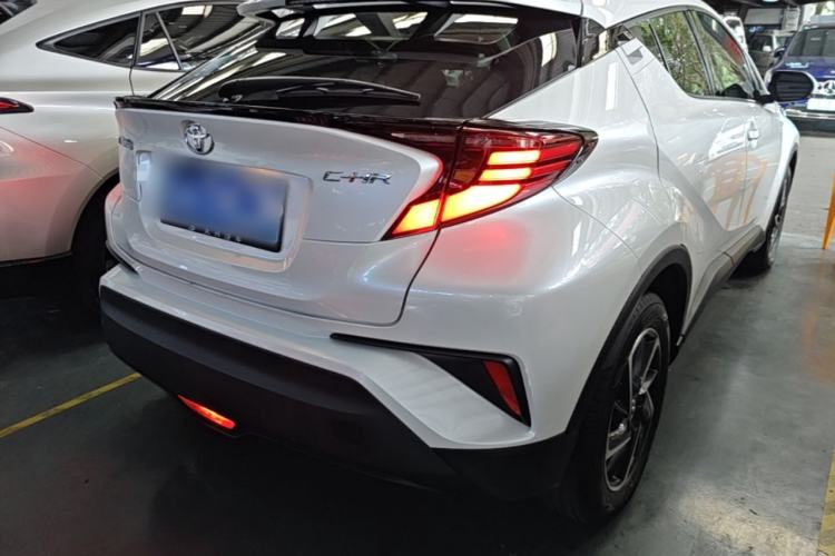 Used Toyota C-HR 2021 2.0L Luxury Edition Rear Right 45 Deg
