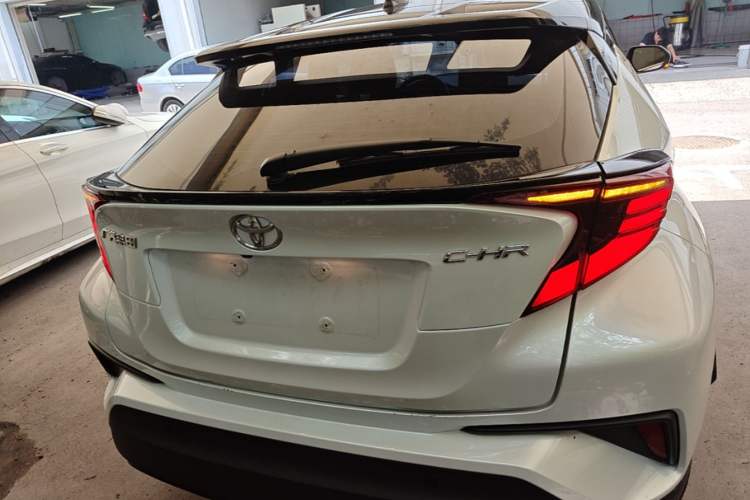 Used Toyota C-HR 2021 2.0L Luxury Edition Rear