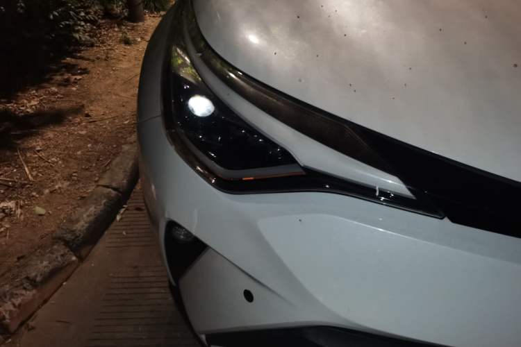 Used Toyota C-HR 2021 2.0L Luxury Edition Right Front Headlight