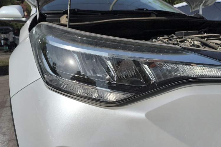 Used Toyota C-HR 2021 2.0L Comfort Edition Right Front Headlight