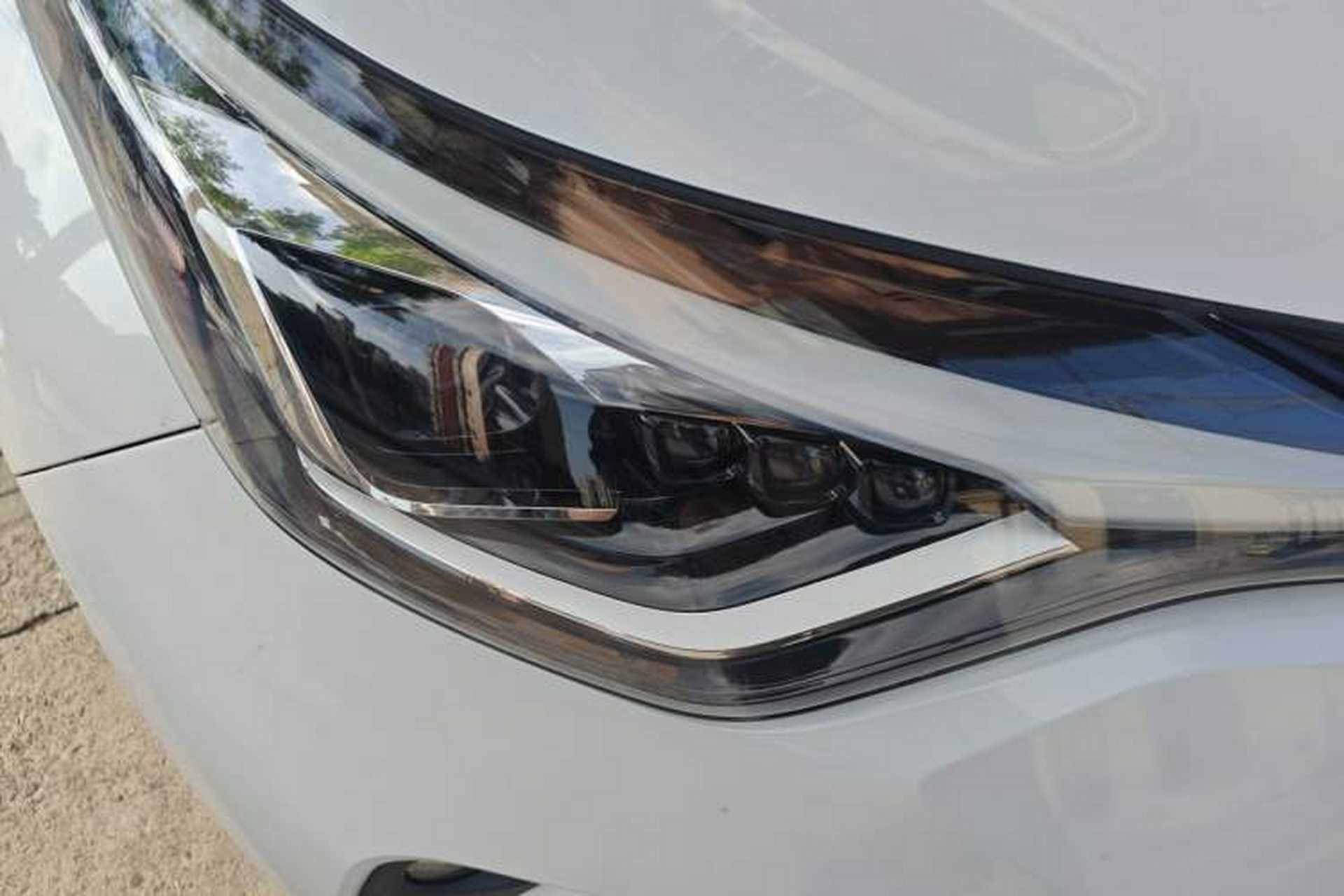Used Toyota C-HR 2021 2.0L Luxury Edition Right Front Headlight