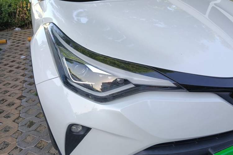 Used Toyota C-HR 2021 2.0L Luxury Edition Right Front Headlight
