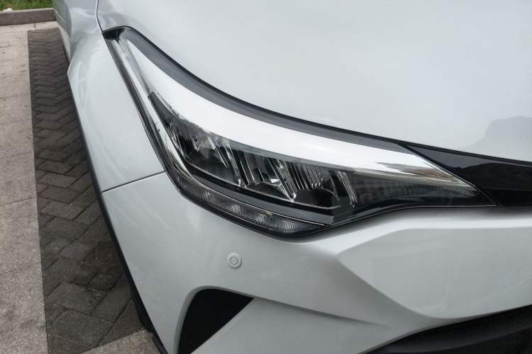 Used Toyota C-HR 2021 2.0L Comfort Edition Right Front Headlight