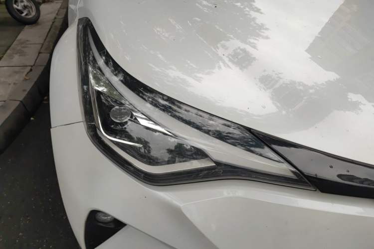 Used Toyota C-HR 2021 2.0L Luxury Edition Right Front Headlight
