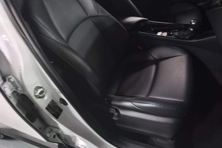 Used Toyota C-HR 2021 2.0L Luxury Edition Right Front Seat