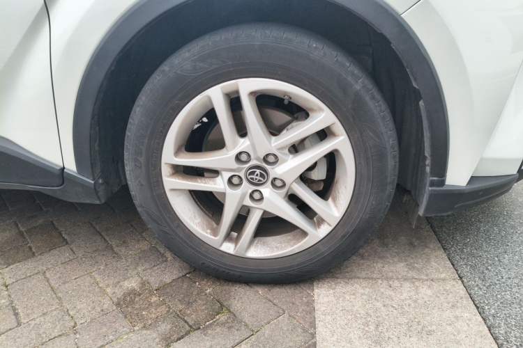 Used Toyota C-HR 2021 2.0L Comfort Edition Right Front Wheel Hub