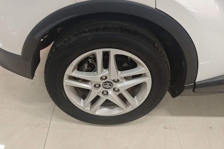 Used Toyota C-HR 2021 2.0L Comfort Edition Right Rear Wheel Hub