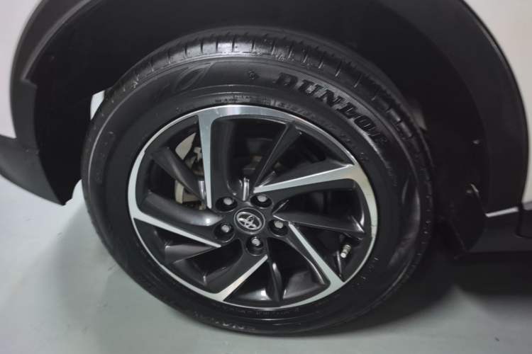 Used Toyota C-HR 2021 2.0L Luxury Edition Right Rear Wheel Hub
