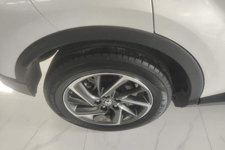 Used Toyota C-HR 2021 2.0L Luxury Edition Right Rear Wheel Hub