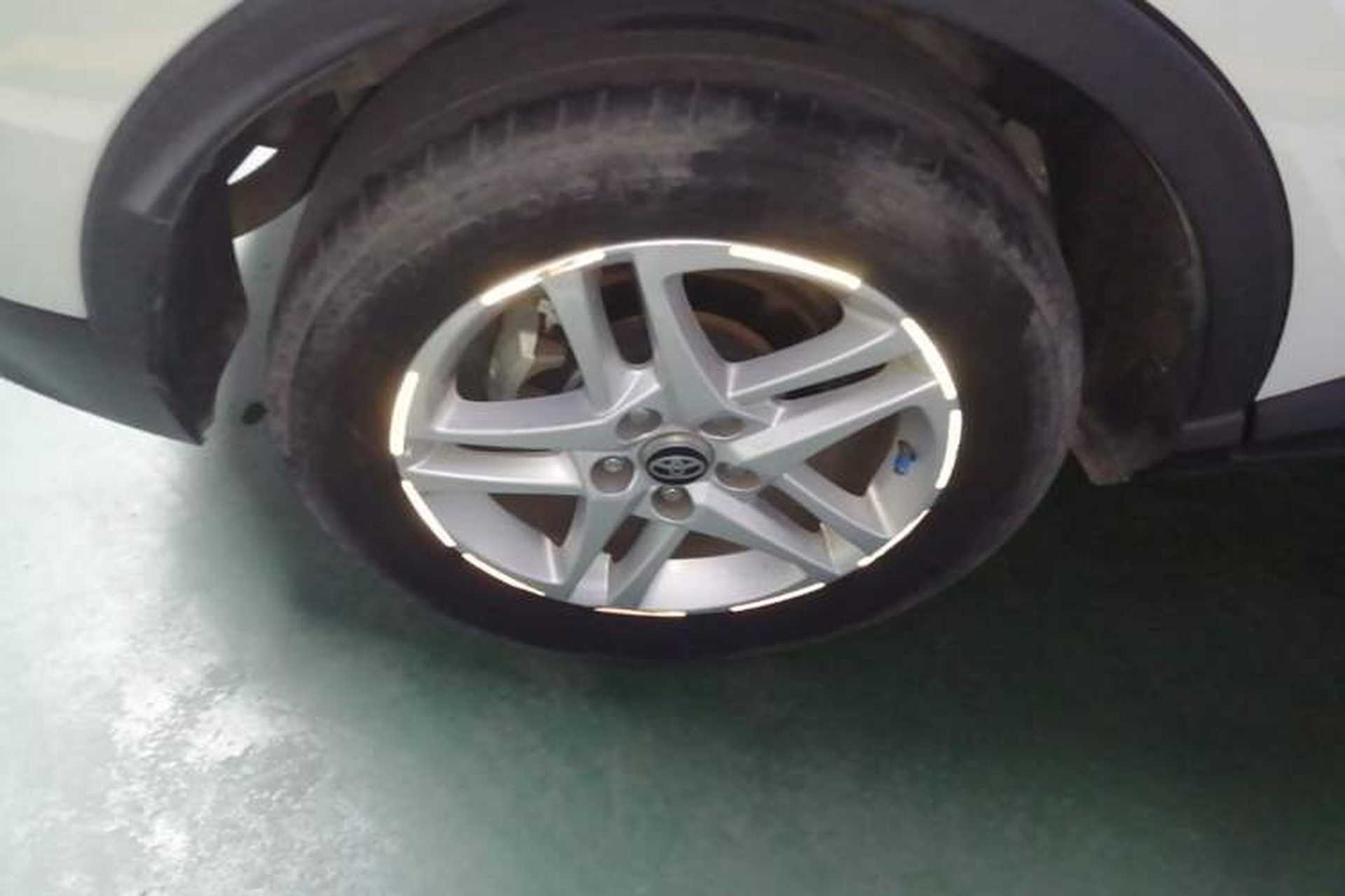 Used Toyota C-HR 2021 2.0L Comfort Edition Right Rear Wheel Hub