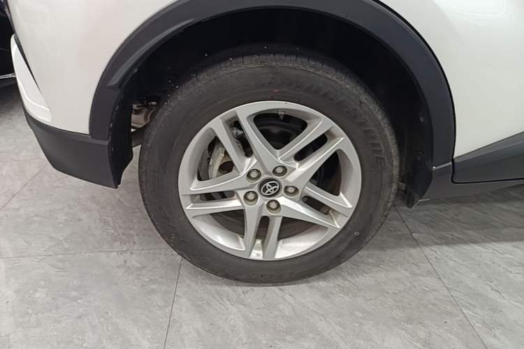 Used Toyota C-HR 2021 2.0L Comfort Edition Right Rear Wheel Hub