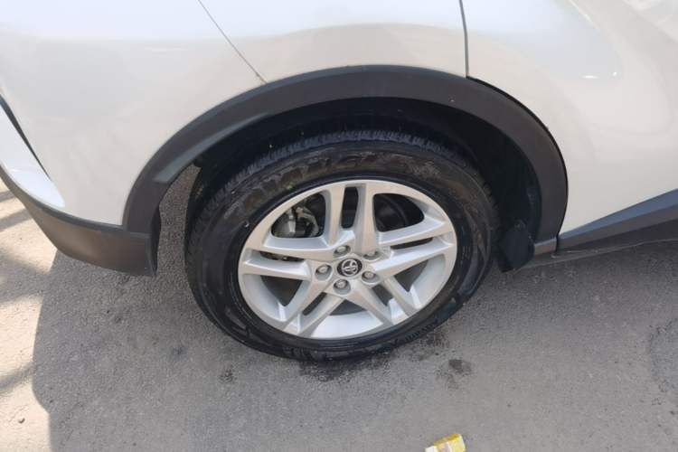 Used Toyota C-HR 2021 2.0L Comfort Edition Right Rear Wheel Hub