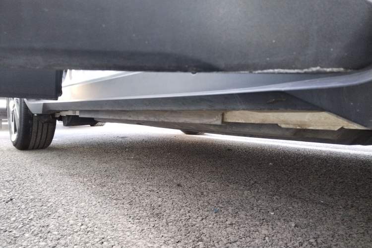Used Toyota C-HR 2021 2.0L Luxury Edition Right Side Sill