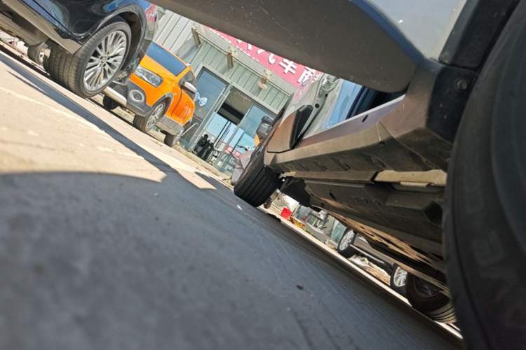 Used Toyota C-HR 2021 2.0L Luxury Edition Right Side Sill