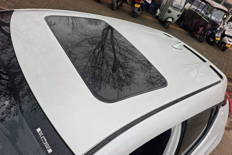 Used Toyota C-HR 2021 2.0L Comfort Edition Roof