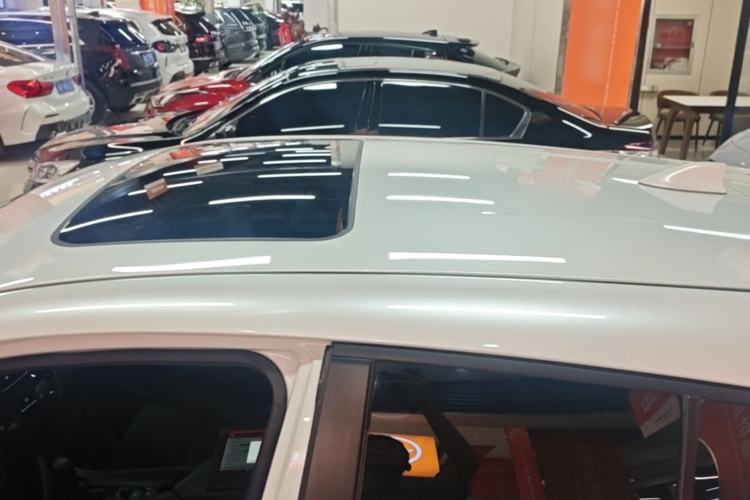 Used Toyota C-HR 2021 2.0L Comfort Edition Roof