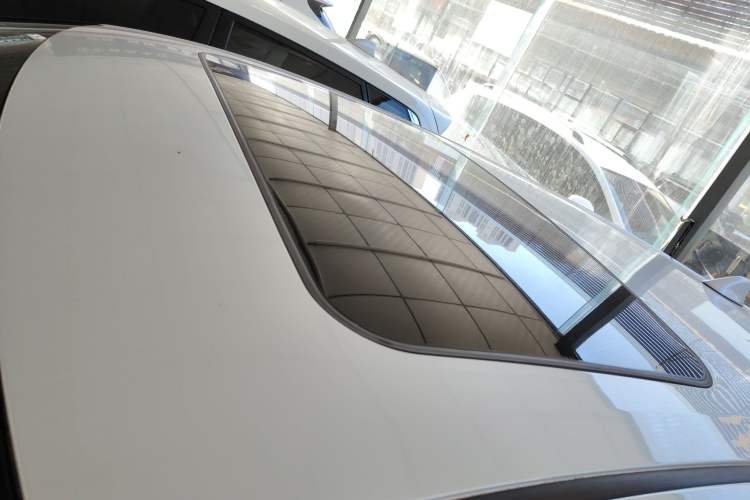Used Toyota C-HR 2021 2.0L Luxury Edition Roof