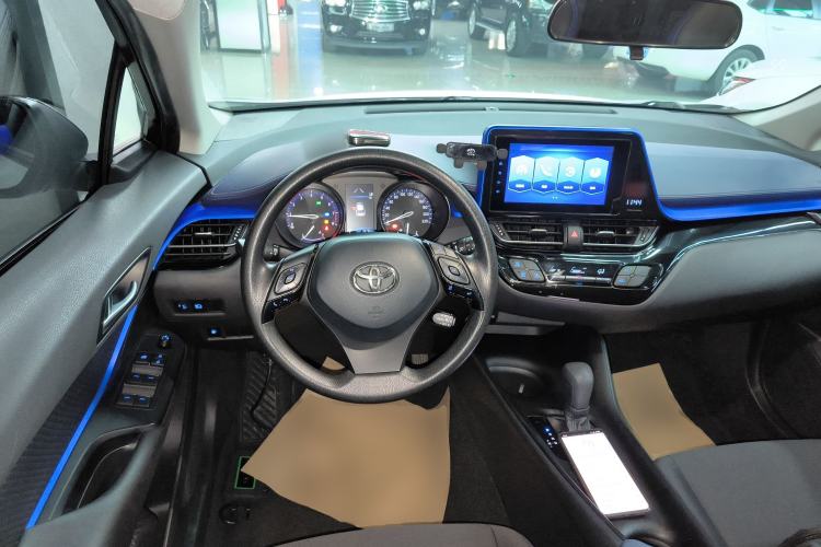 Used Toyota C-HR 2021 2.0L Comfort Edition Steering Wheel
