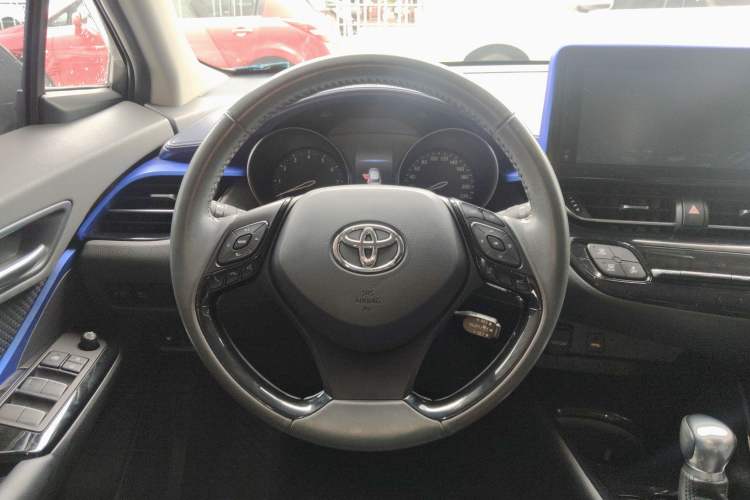 Used Toyota C-HR 2021 2.0L Luxury Edition Steering Wheel