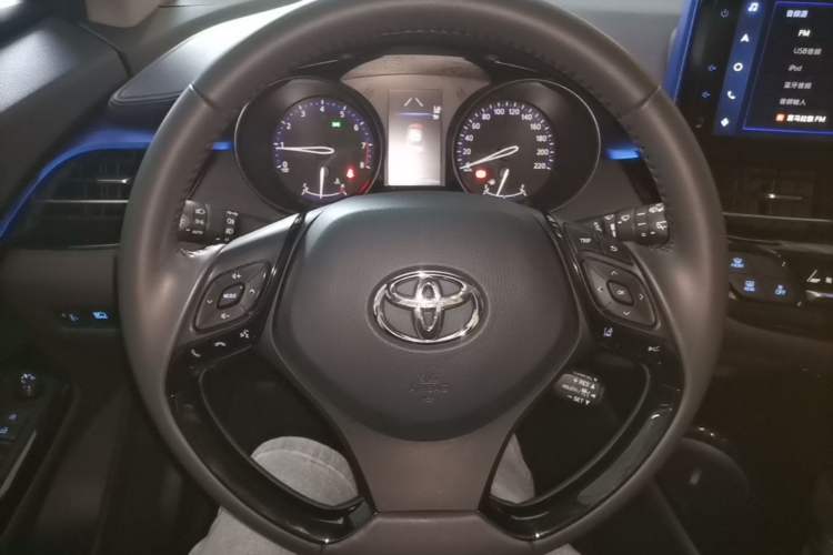 Used Toyota C-HR 2021 2.0L Luxury Edition Steering Wheel