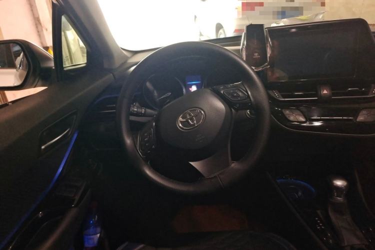 Used Toyota C-HR 2021 2.0L Luxury Edition Steering Wheel