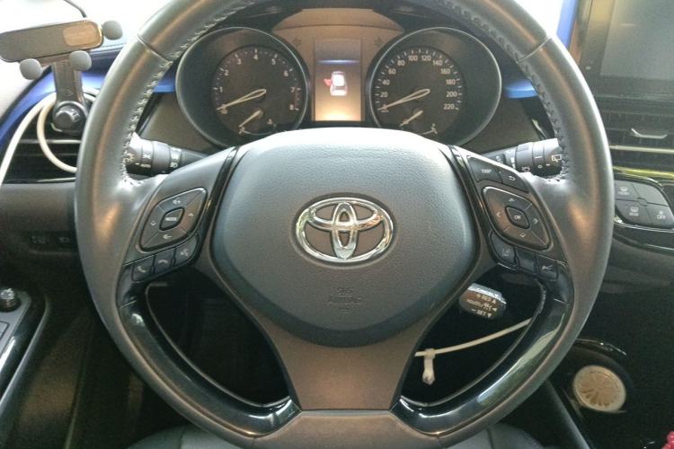 Used Toyota C-HR 2021 2.0L Luxury Edition Steering Wheel