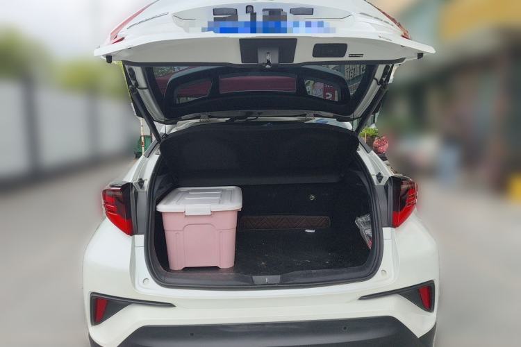 Used Toyota C-HR 2021 2.0L Luxury Edition Trunk