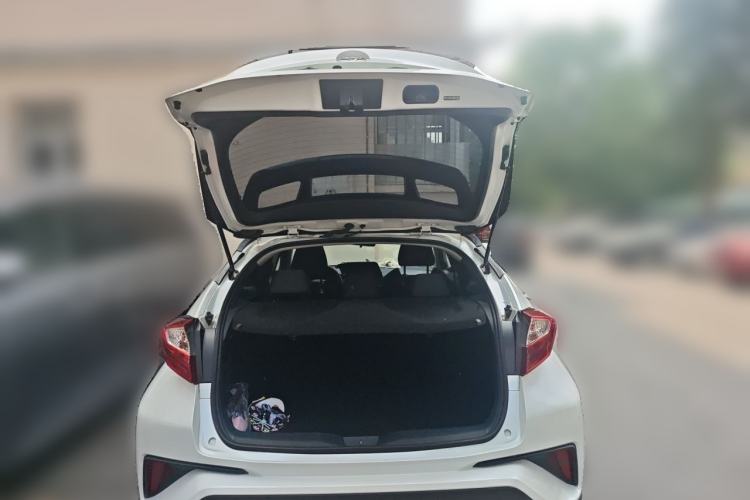 Used Toyota C-HR 2021 2.0L Comfort Edition Trunk