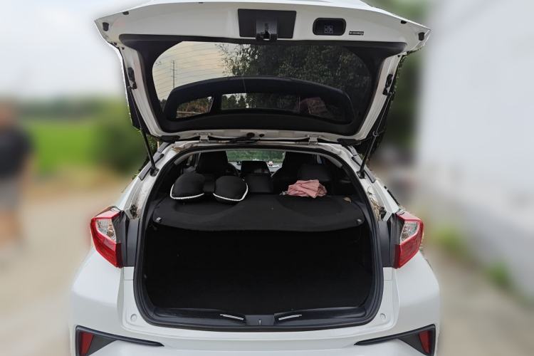 Used Toyota C-HR 2021 2.0L Comfort Edition Trunk