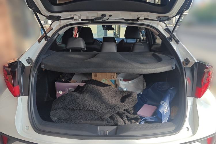 Used Toyota C-HR 2021 2.0L Luxury Edition Trunk