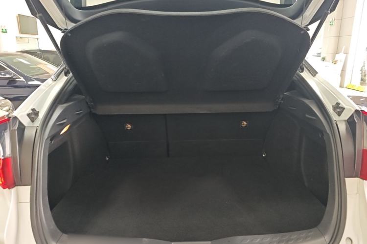 Used Toyota C-HR 2021 2.0L Comfort Edition Trunk