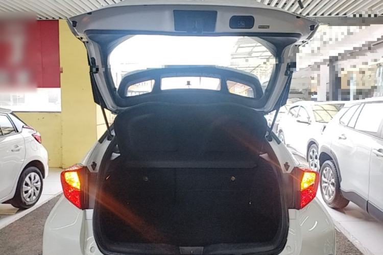 Used Toyota C-HR 2021 Dual-Motor 2.0L E-CVT Comfort Edition Trunk