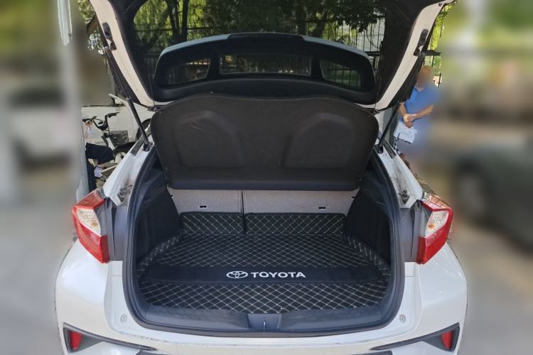 Used Toyota C-HR 2021 2.0L Comfort Edition Trunk