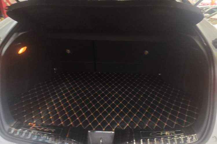 Used Toyota C-HR 2021 2.0L Comfort Edition Trunk