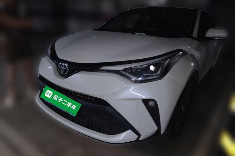 Used Toyota C-HR 2021 2.0L Luxury Edition Guazi used car, China used car export, Used car for sale, Used cars, Cheapest cars for sale