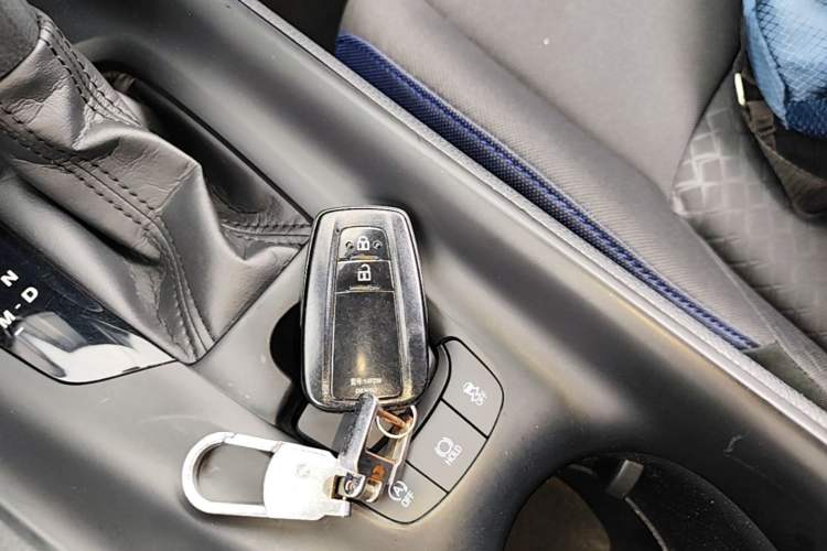 Used Toyota C-HR 2021 2.0L Comfort Edition Vehicle Key