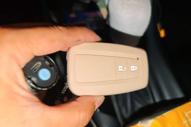 Used Toyota C-HR 2021 2.0L Comfort Edition Vehicle Key
