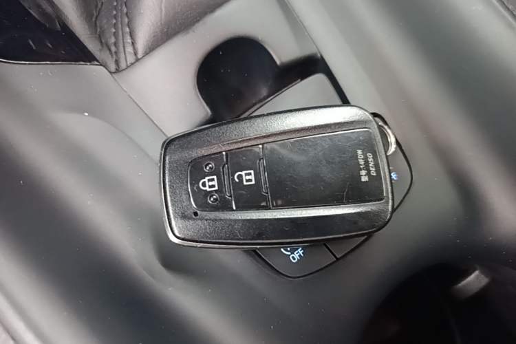 Used Toyota C-HR 2021 2.0L Comfort Edition Vehicle Key