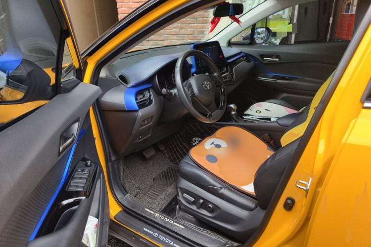 Used Toyota C-HR 2021 2.0L Luxury Edition Driver Seat
