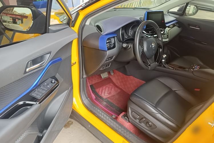 Used Toyota C-HR 2021 2.0L Luxury Edition Driver Seat