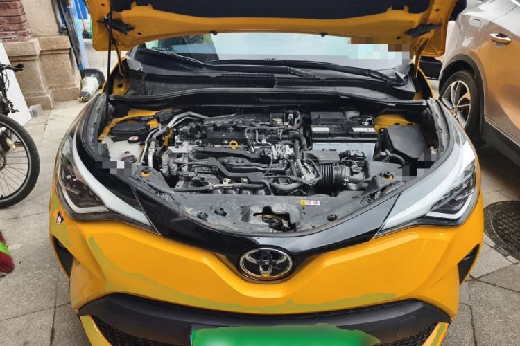 Used Toyota C-HR 2021 2.0L Luxury Edition Engine Bay