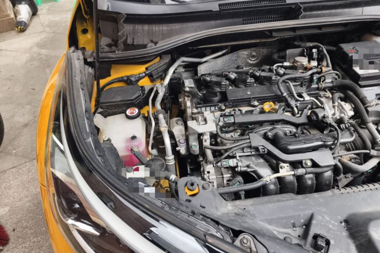 Used Toyota C-HR 2021 2.0L Luxury Edition Engine Bay Right