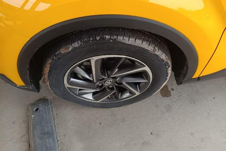Used Toyota C-HR 2021 2.0L Luxury Edition Exterior 4