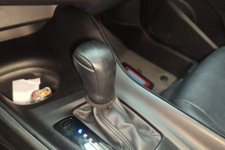 Used Toyota C-HR 2021 2.0L Comfort Edition Gear Lever