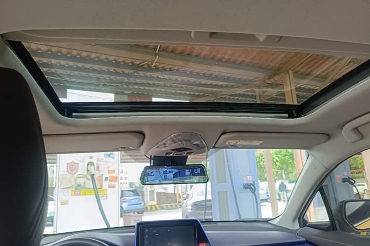 Used Toyota C-HR 2021 2.0L Luxury Edition Headliner