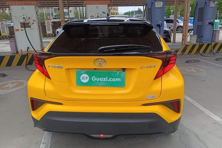 Used Toyota C-HR 2021 2.0L Luxury Edition Rear