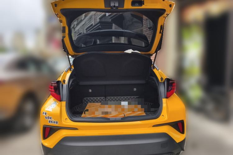 Used Toyota C-HR 2021 2.0L Luxury Edition Trunk