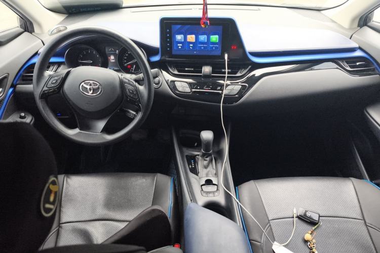 Used Toyota C-HR 2022 2.0L Comfort Edition Center Console
